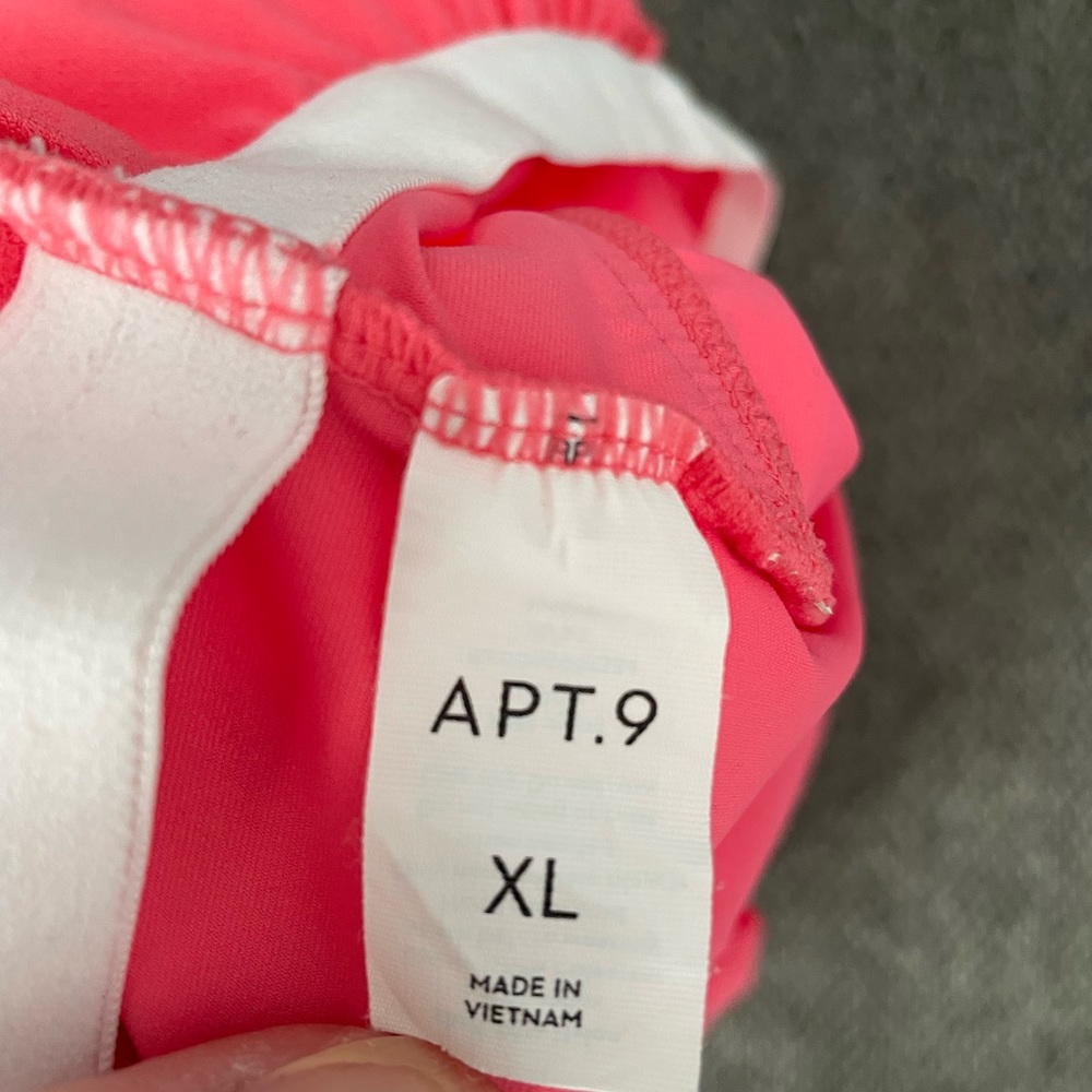 Women’s, APT 9, Tankini TOP ONLY, SIZE XL, HALTER style, Coral Color - Picture 3 of 3